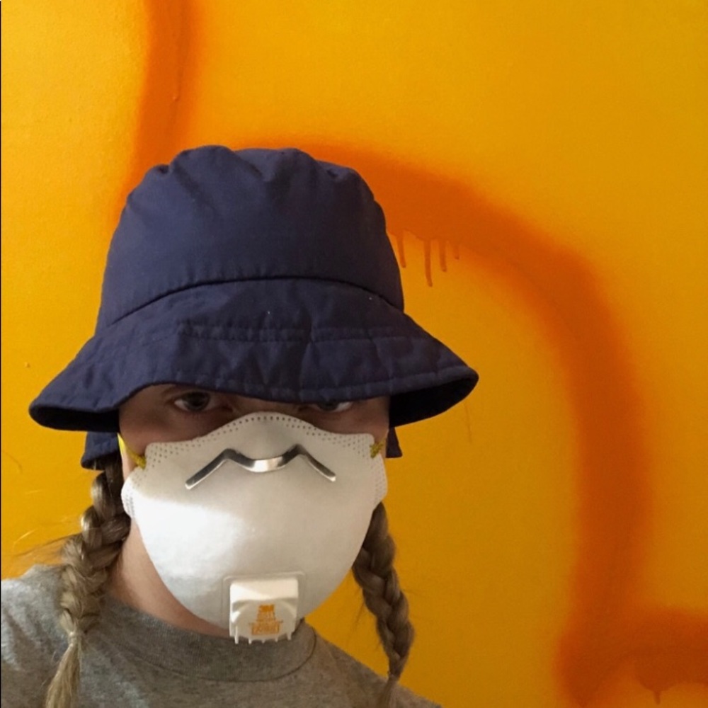 Meet your Posher, Emma